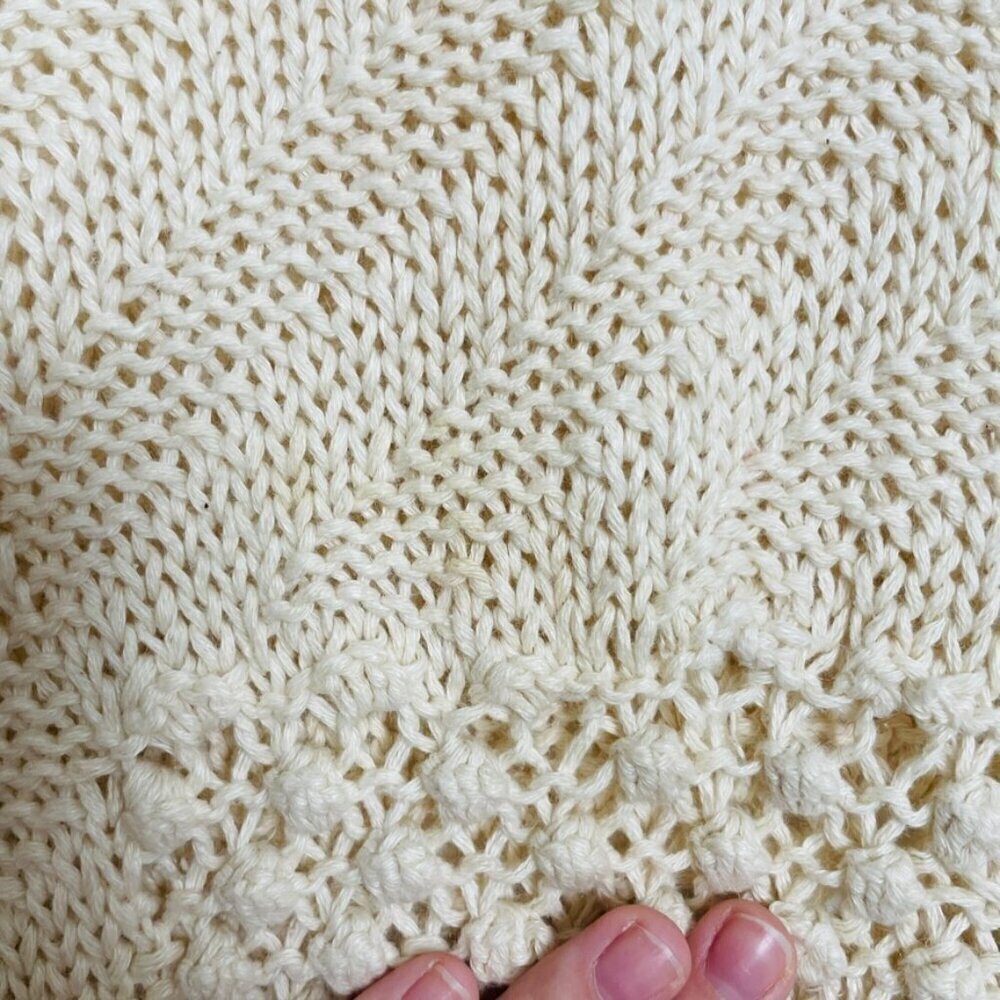 Vintage Hot Jazz Natural Made Hand Knit Cream knotted Eyelet Sweater Cottagecore - Picture 4 of 9